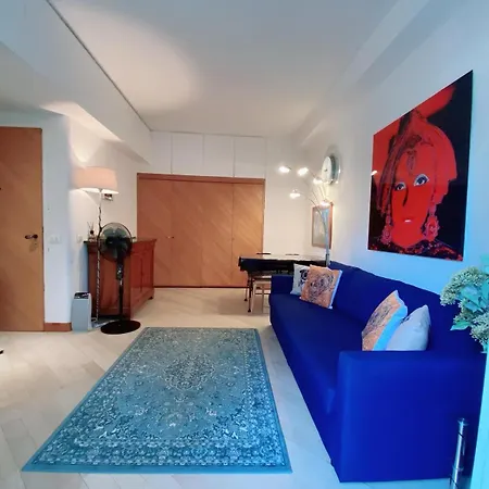 Lägenhet In Mc Center, 5min Walk To Casino & The Port And 1min From Underground Train Station Monte Carlo