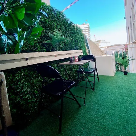 Appartement In Mc Center, 5min Walk To Casino & The Port And 1min From Underground Train Station