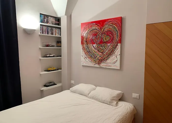 In Mc Center, 5min Walk To Casino & The Port And 1min From Underground Train Station Apartamento *