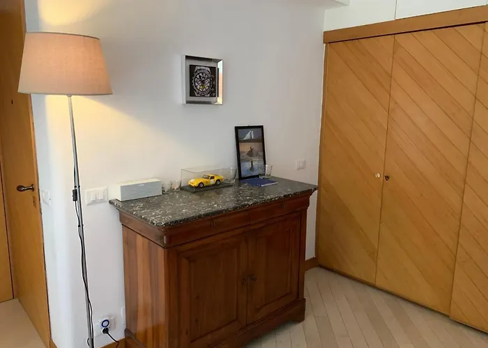 Apartamento In Mc Center, 5min Walk To Casino & The Port And 1min From Underground Train Station *